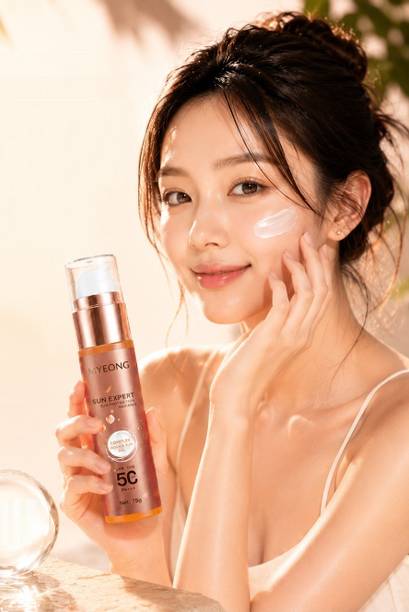 MYEONG Sunscreen - SPF 50 PA+ Sunscreen - SPF 50 PA+++ Light and Non Sticky Sun Expert Sunscreen