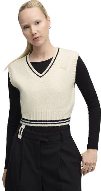 Women Solid V Neck White Sweater