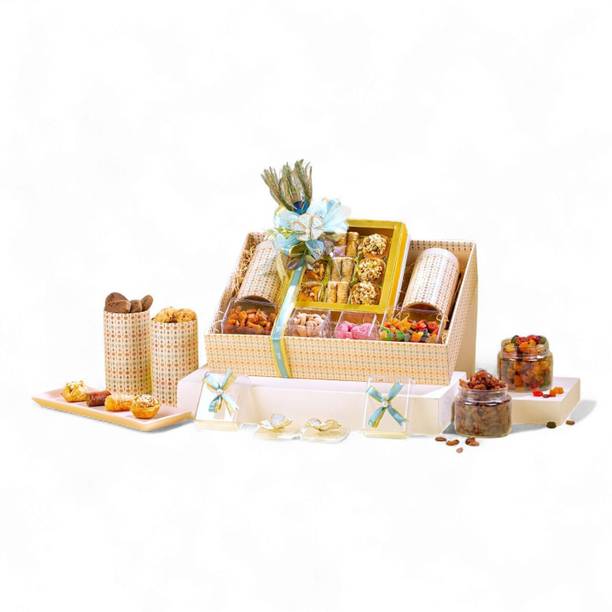 OASIS Lifestyle Baklawa Gifts Hamper – Baklava, Ladoo, Chocolate, dry fruits, Cookies Box