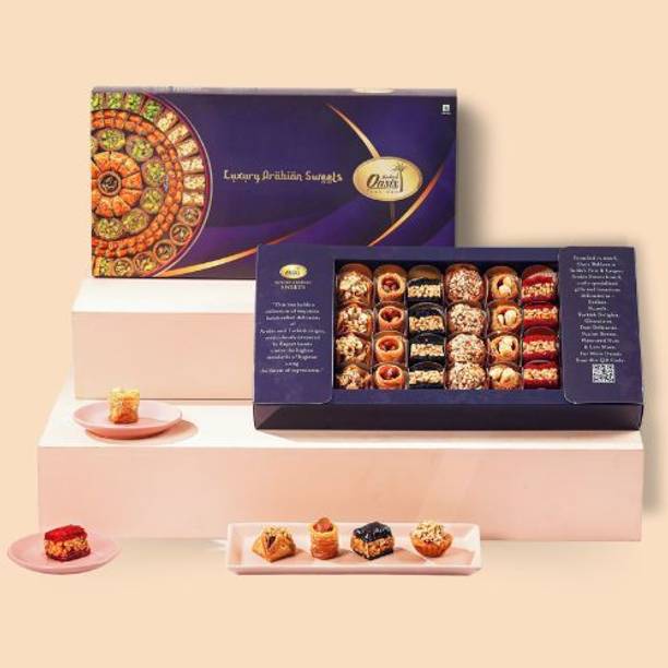 OASIS Baklawa 24 Pcs Deluxe Gift Hamper – Perfect for Diwali & Weddings+Card Festive Gift Box
