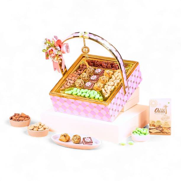 OASIS Baklawa & 4 dry fruits gifts Hamper Basket for Diwali, Rakhi, Holi, wedding Festive Gift Box