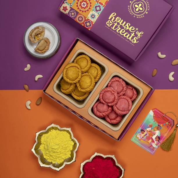 HyperFoods Holi Special Gujiya Sweets for Family Box