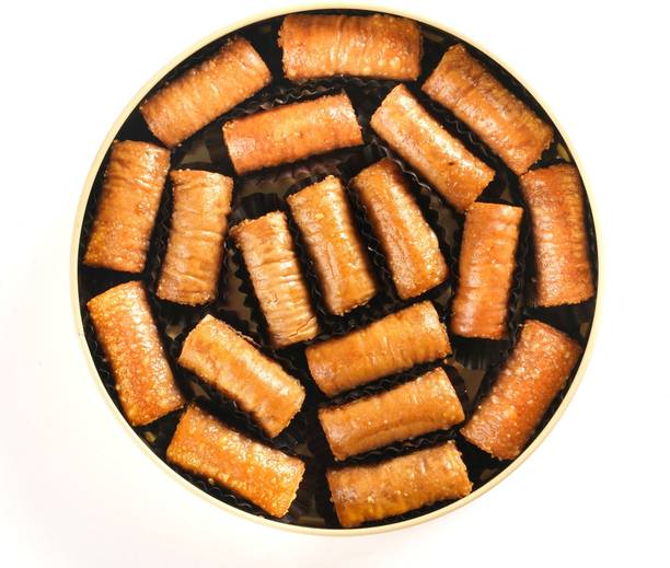 Natuf Baklava Chocolate Cashew Roll - Rich Chocolate & Crunchy Cashews Tin