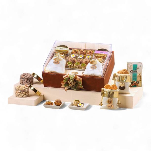 OASIS Verve Premium Baklawa Gifts Hamper – Baklava, Ladoo, Chocolate, dry fruits Box