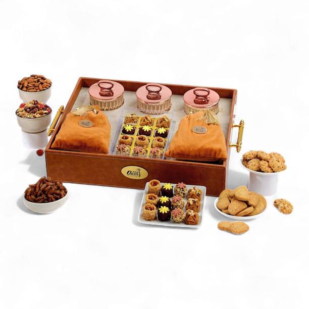 OASIS Woodland Baklawa Gifts Hamper – Baklava, Ladoo, Chocolate, dry fruits, Cookies Box