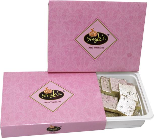 Singla Sweets Kaju Barfi 500g Indian Mithai sweets Vacuum Pack