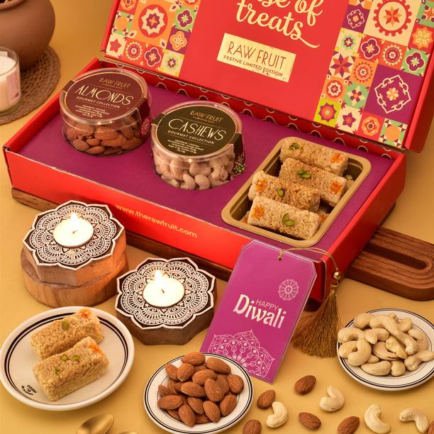 HyperFoods Diwali Gift Box: Dry Fruits with Milkcake Box