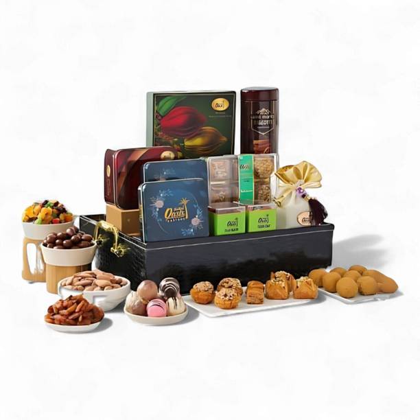 OASIS Epicure Baklawa Gift Hamper – Baklava, Cookies, dry Fruits Namkeen Box