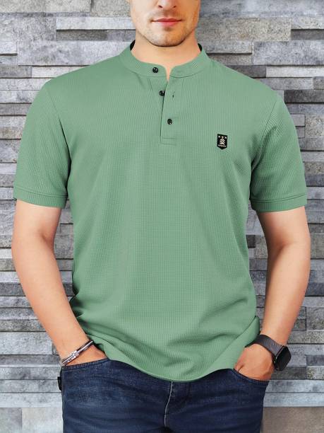 VeBNoR Men Solid Polo Neck Cotton Blend Light Green T-Shirt