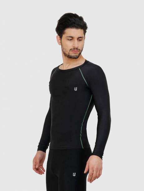 Men Solid Round Neck Reversible Polyester Black T-Shirt