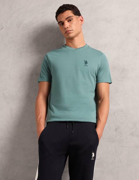Men Solid V Neck Pure Cotton Green T-Shirt
