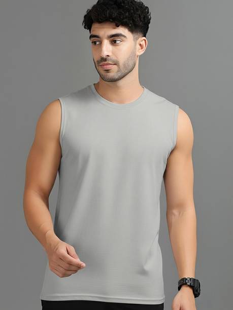 Jangoboy Men Solid Round Neck Polyester Grey T-Shirt