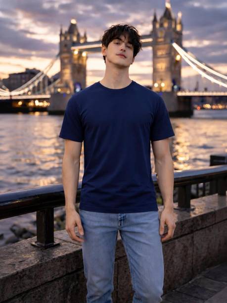 Men Solid Round Neck Pure Cotton Navy Blue T-Shirt