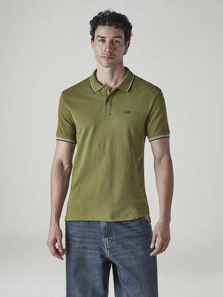 LEVI'S Men Solid Polo Neck Cotton Blend Green T-Shirt