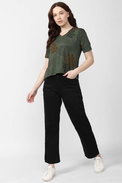 Women Solid Boat Neck Polycotton Light Green T-Shirt