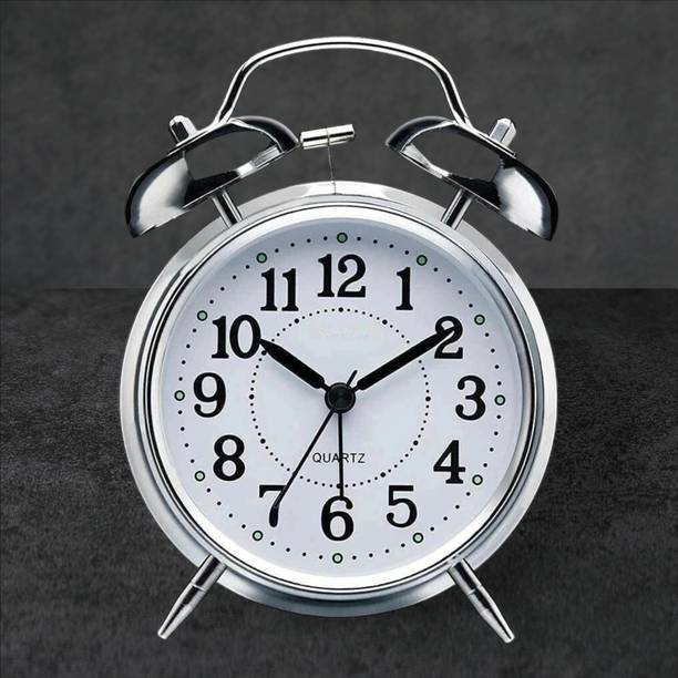 ONEKLIK Analog Silver Clock