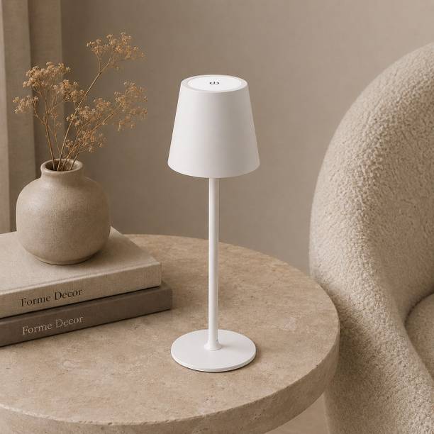 FormeDecor Vesta Table Lamp