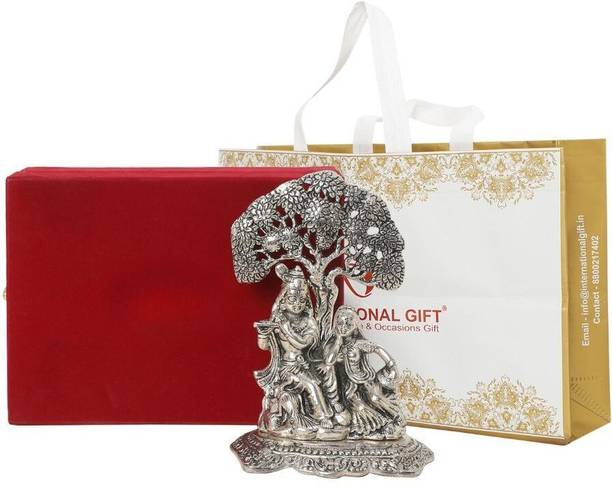 INTERNATIONAL GIFT Showpiece Gift Set