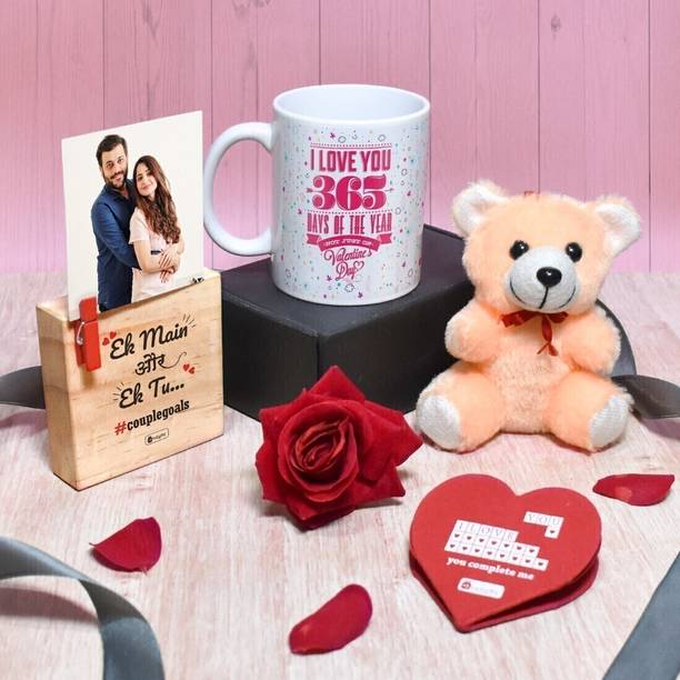 इंडिजिफ्ट मग, ग्रीटिंग कार्ड, फोटो फ्रेम, सॉफ्ट टॉयज़ गिफ्ट सेट