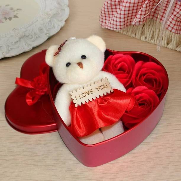 QUACE Showpiece Gift Set