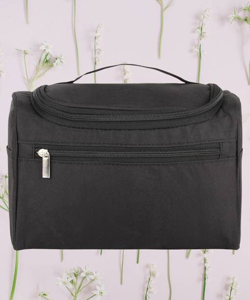 Aspora Travel Cosmetic Bag – Large-Capacity, Trendy Makeup Organizer for Women Spacious, stylish, and travel-friendly cosmetic bag for organized beauty storage Vanity Box