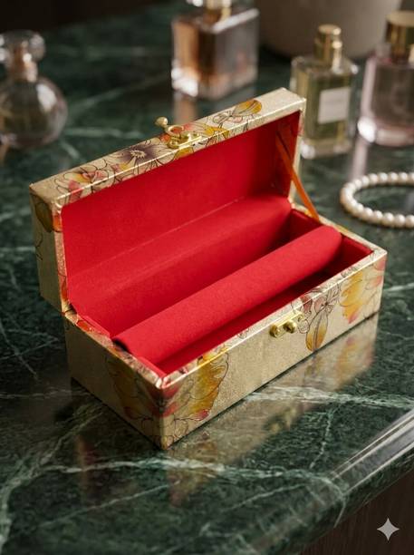 AAJ stor One rod vanity box NV- 239 Package Contents;1 Piece One Rod Bangle Box Size ; 30cm X 10 cm X 10cm Vanity Box