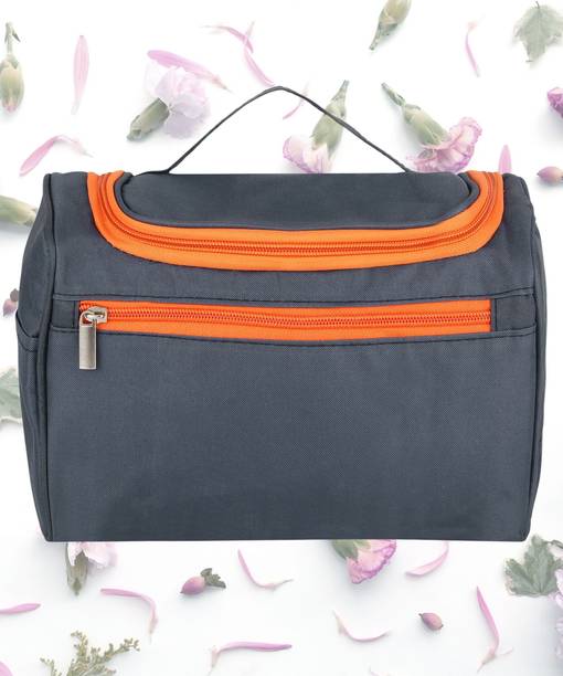 Aspora Travel Cosmetic Bag – Large-Capacity, Trendy Makeup Organizer for Women Spacious, stylish, and travel-friendly cosmetic bag for organized beauty storage Vanity Box