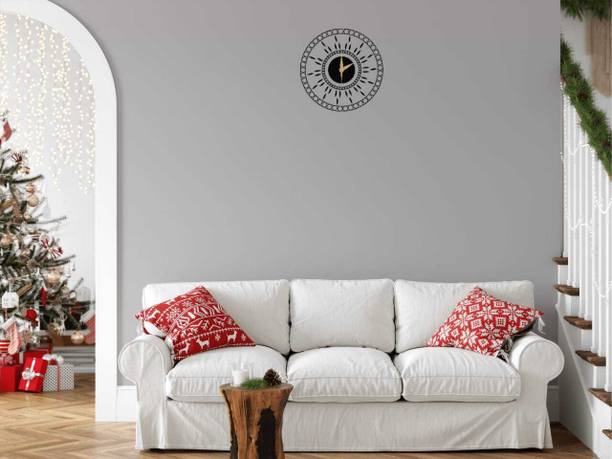 matiz Analog 30.48 cm X 30.48 cm Wall Clock