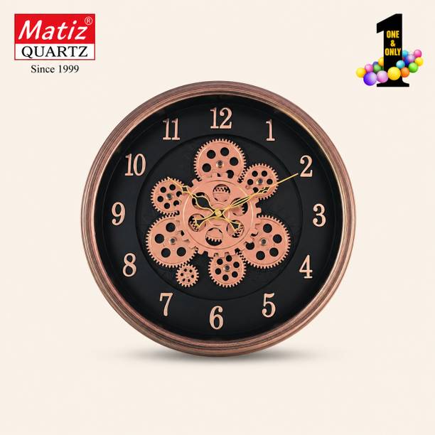 matiz Analog 40.64 cm X 40.64 cm Wall Clock