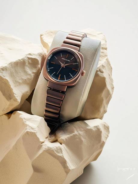 D R W INS Series Trending Classic Beautifully For All Occasions Analog Watch  - For Women