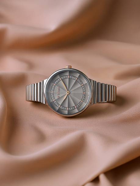 Titan Aura Grey Dial Grey Stainless Steel Strap Analog Watch - For Women NT95245KM02