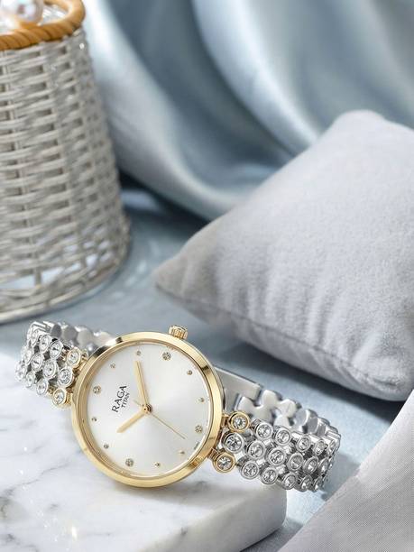Titan Raga Showstopper Silver Dial Silver MetalStrap Analog Watch - For Women NT95262BM01,95262BM01,NU95262BM01