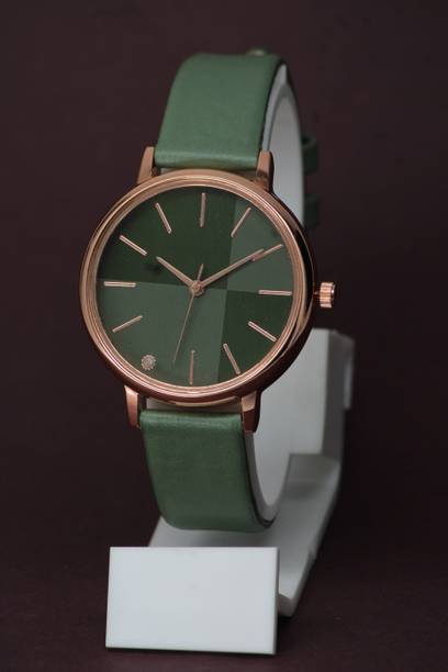 Best Seling Causal Watch Fancy Dial Round Cash Premium Quality l Analog Watch  - For Girls Green Wrist Watch