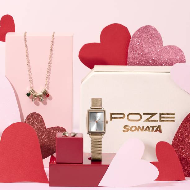 Poze 8 Quartz Silver Dial IP Rose Gold Mesh Watch & Jewellery Combo Analog Watch - For Women SP80174WM01WFW