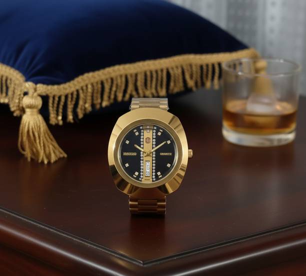 QUANTEX GLOWME Analog Watch – Timeless Elegance in Gold Analog Watch  - For Men