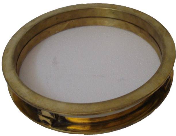 BRASS BLESSING Brass Diamond Window Screen
