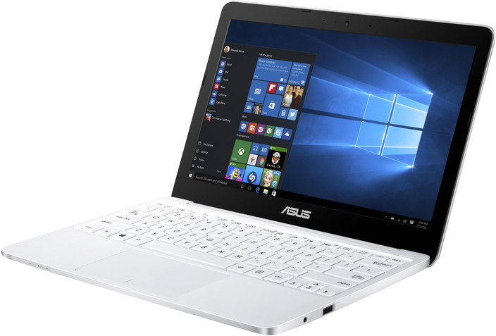 ASUS Eeebook Intel Atom Quad Core x5-Z8300 - (2 GB/32 GB