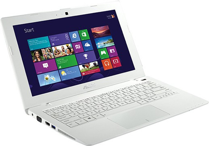 ASUS - 値下げ　ASUS X200LA ノートPC Core i3 メモリ4GB Amazon.com: ASUS X200LA-DH31T Laptop (Windows 8, Intel Core