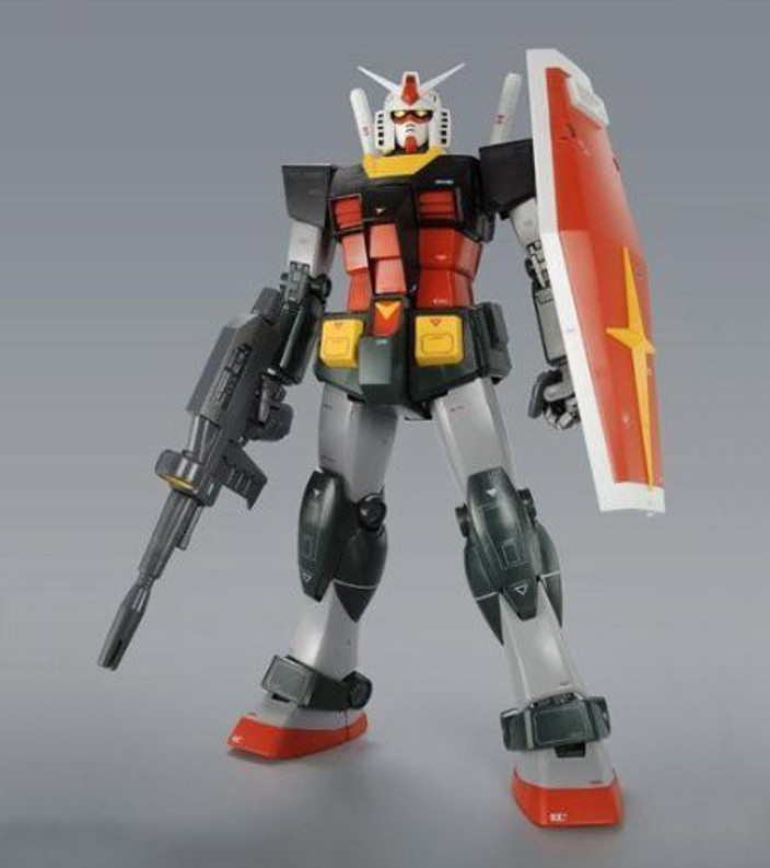 MG 1/100 RX-78-2 GUNDAM ガンダム Ver.2.0 リアルタイプカラー 超