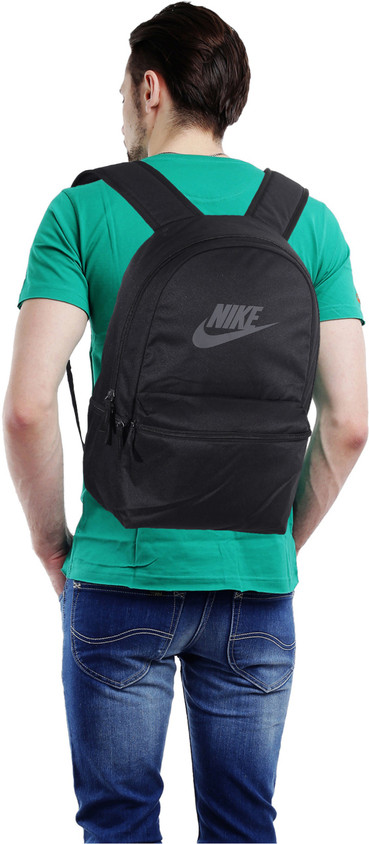 Flipkart Nike Heritage Waist Bag NIKE NK Heritage 26 L Laptop