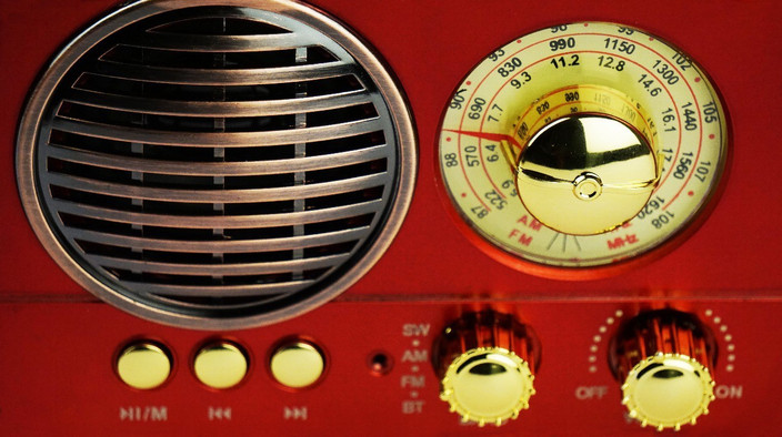 Noizzy Box Retro XS Vintage Retro Classic Portable Bluetooth Speaker With  Led Light And Display, Fm Radio, Support Micro Tf Sd Card, Usb Input, Aux 