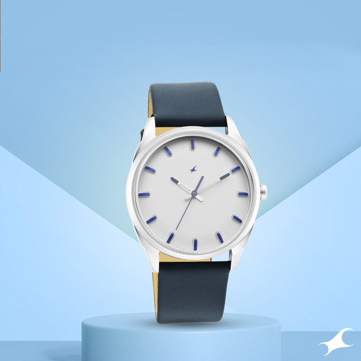 その他 FASTRACK Buy Online Fastrack Vyb Arcane Quartz Analog Blue Dial Black