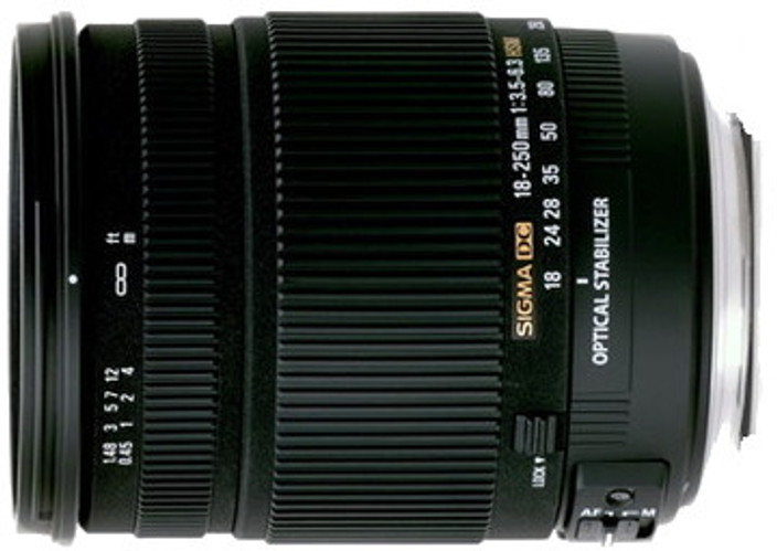 SIGMA望遠レンズ 18-250mm ニコン用 aps-c □良品□ SIGMA 高倍率ズーム