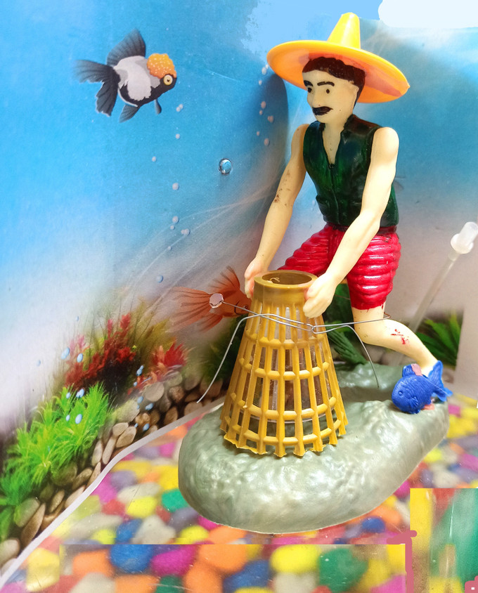 kickAt aquarium Decorative fisher man Toy Fish Tank Decor Toy