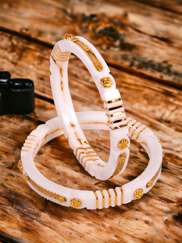 Shakha Pola Bengali Loha Bangles Designs Shakha Pola Loha Badhano