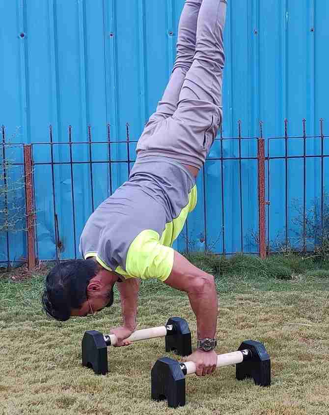 Handstand Push Ups Using Bars Gymnastics Equipment Dolibest Pushup