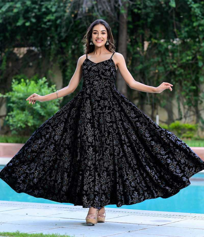 wonderstar Women Gown Black Maxi/Full Length Dress