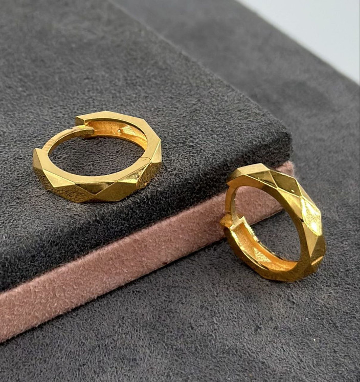 Vriva Jewels Stylish Gold Bali Earrings for women and Girls Diamond Alloy  Stud Earring, Drops Danglers, Clip-on Earring