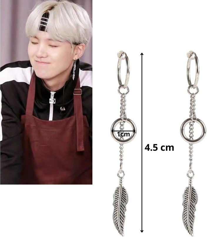 [reindeer]★BTS着用★韓国人気★FRAGMENTS EARRING 29 reindeer]☆BTS着用☆韓国人気☆FRAGMENTS EARRING 29 (Reindeer