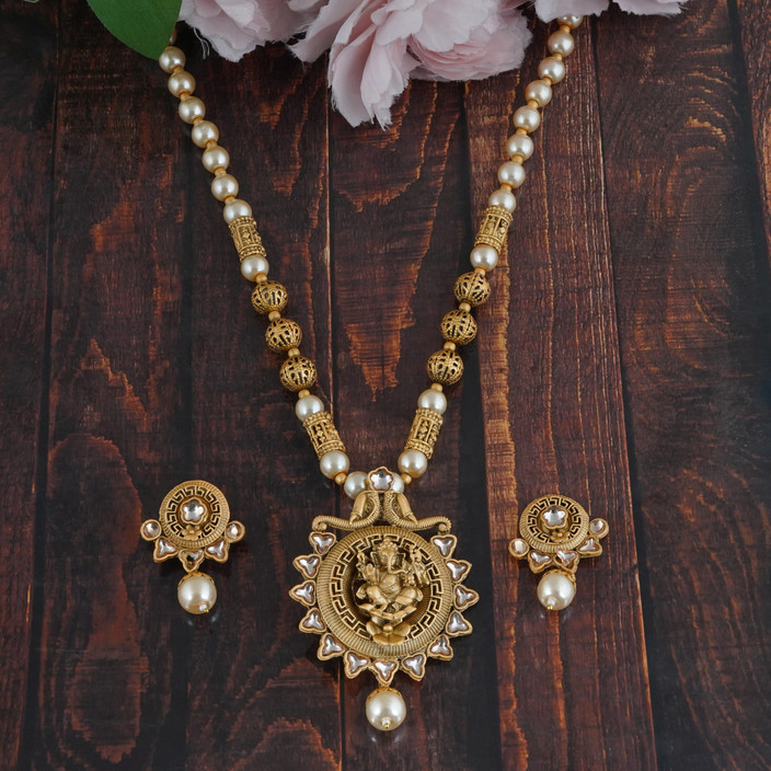 MANSIYAORANGE Copper Gold-plated Gold Jewellery Set Price in India